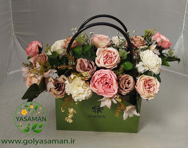 باکس گل مصنوعی مناسب برای هدیه